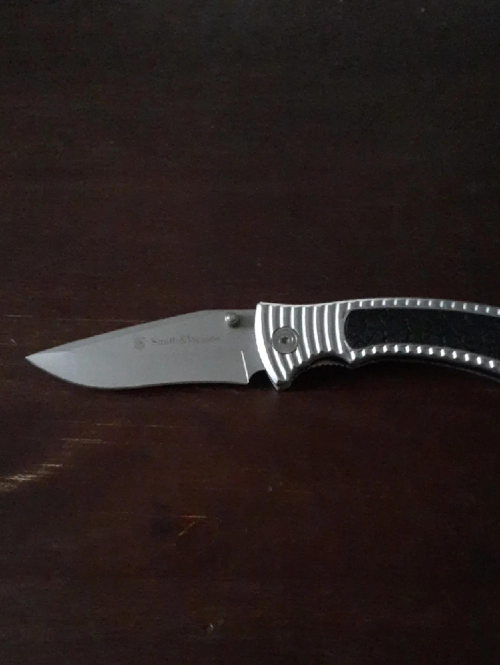 Smith & Wesson Pocket Knife - Picture 4 of 7